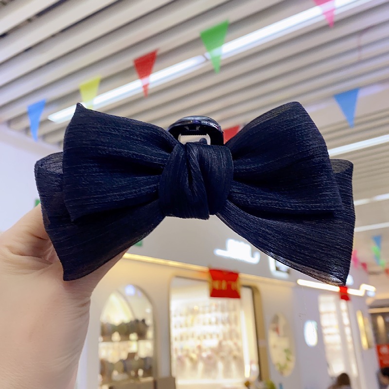 Tianzicai Factory's new Korean version black satin bow hair clippers for women, high-end shark clippers for the back of the head, a trendy and elegant hair accessory