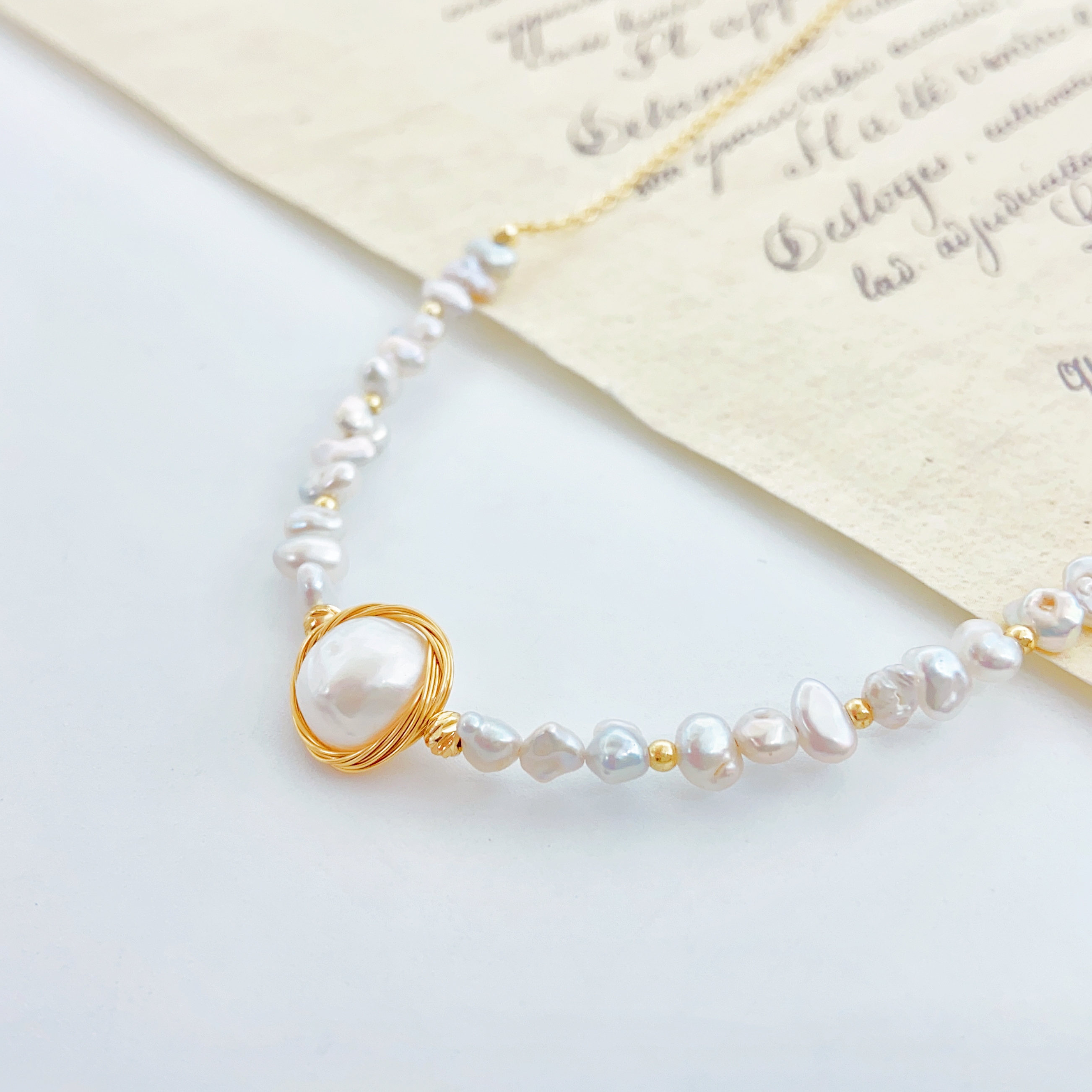 Pearl necklace for women, light luxury, niche design, hot girl, Internet celebrity, high-end feel, collarbone chain, versatile necklace, pearl necklace