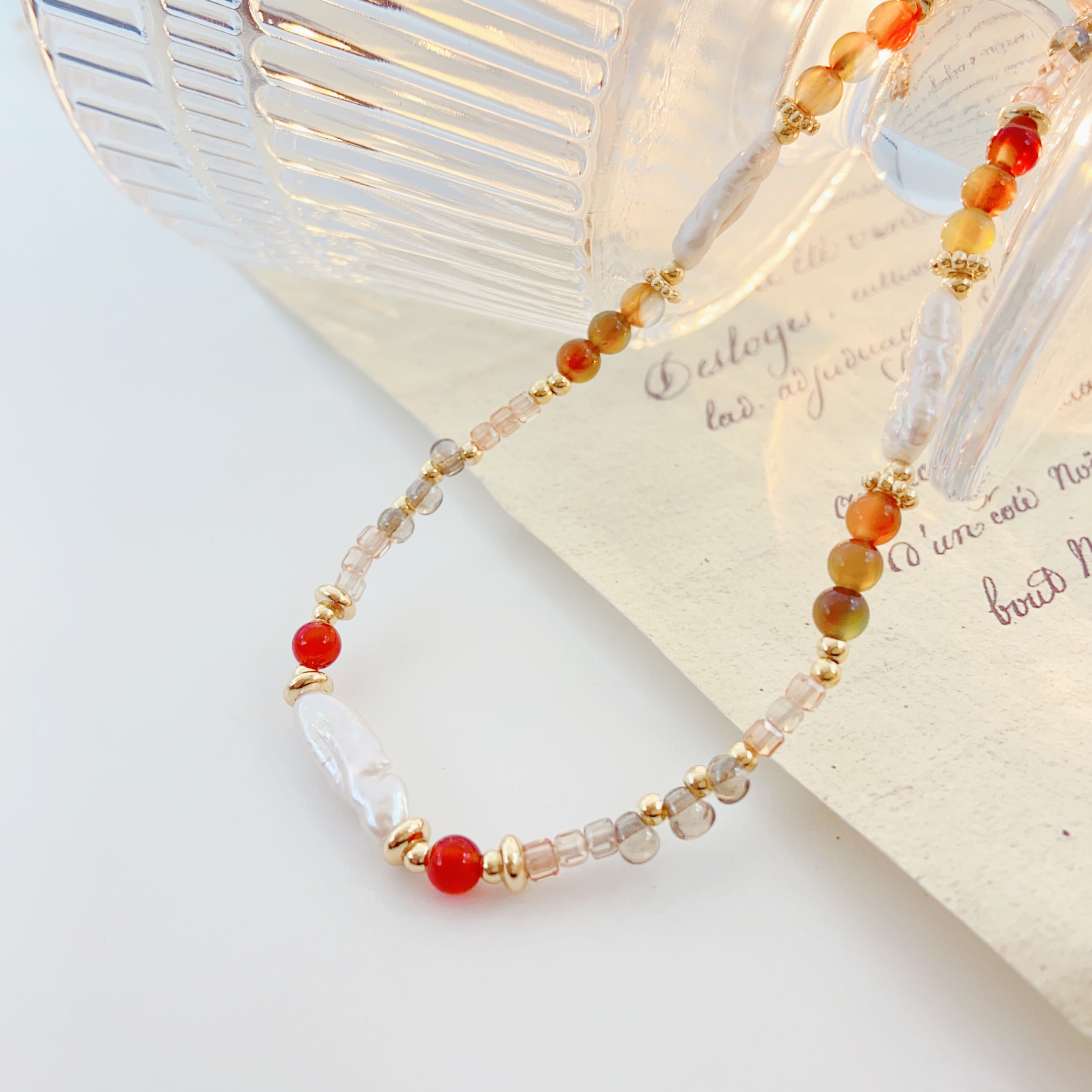 Pearl Necklaces Are Fashionable And Versatile. They Are Trendy Jewelry For Women And Suitable As Gifts For Daily Wear Item Picture