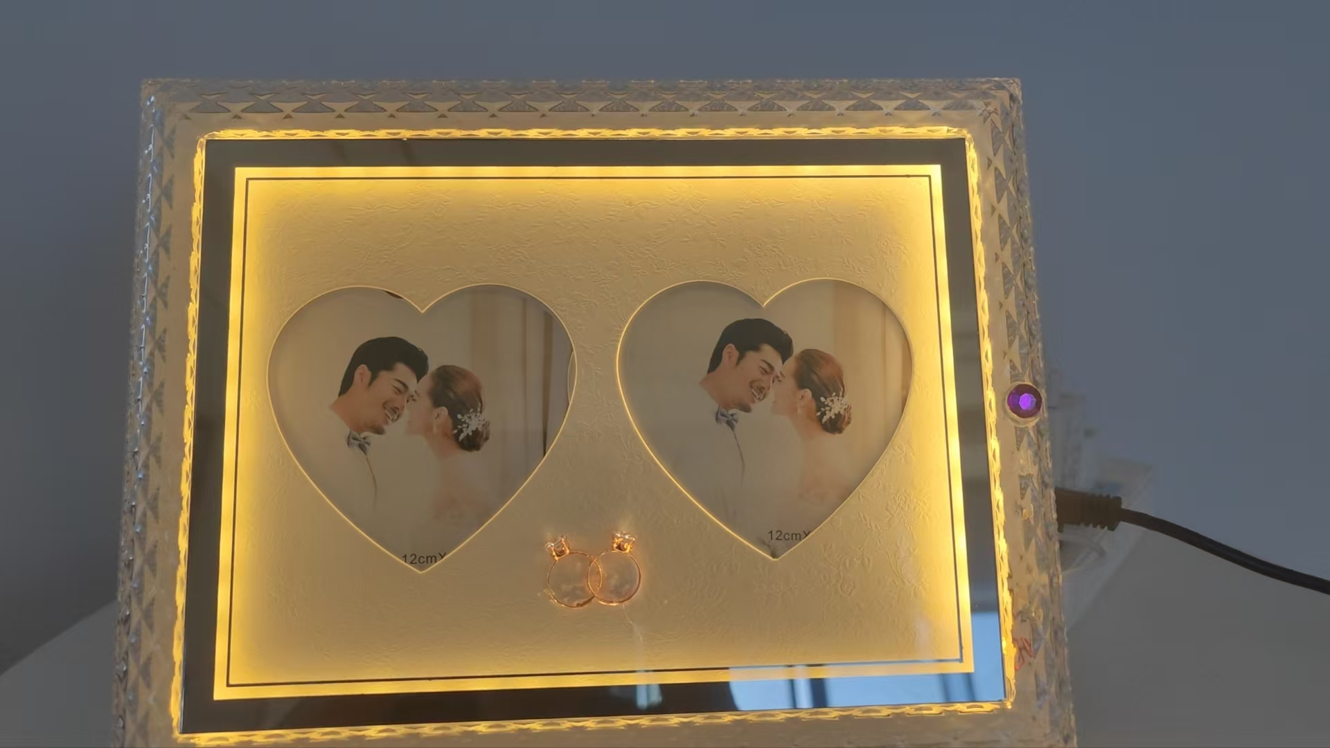 玉石书签/硅胶灯/亚克力/小熊旋转礼物盒/九角星细节图