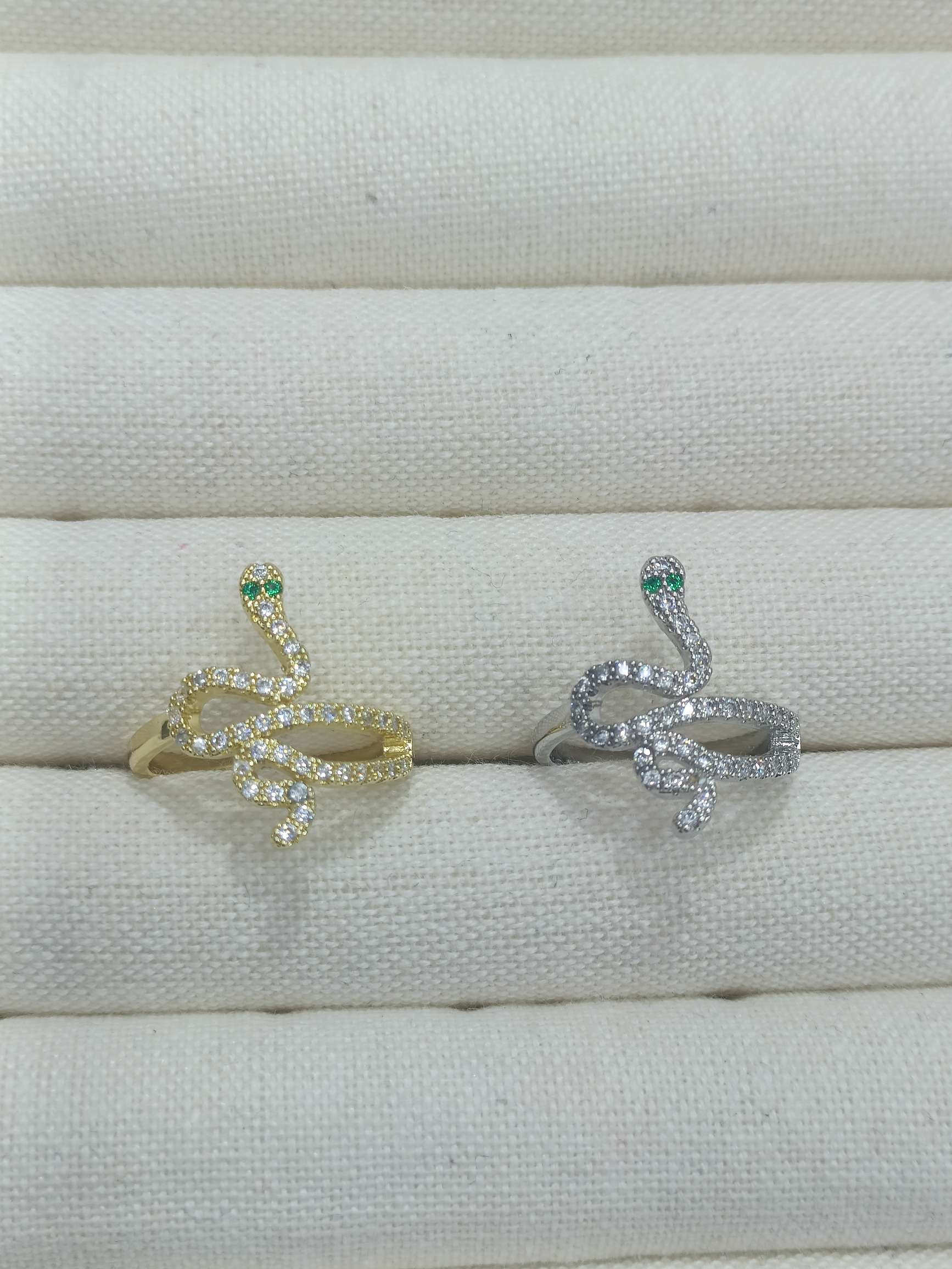 Xin 'ai Lian -8469 New Snake Ring, a niche design ring for women Specification image
