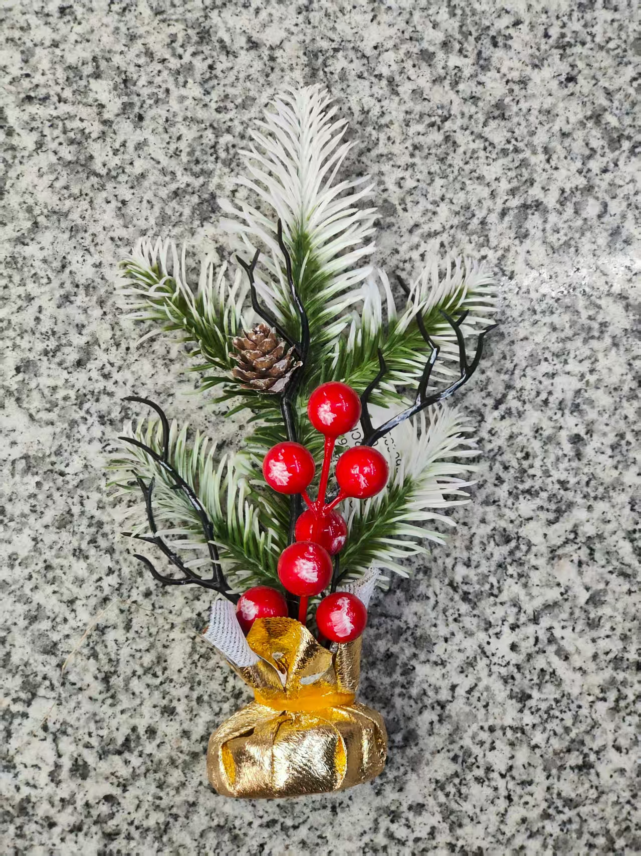 圣诞节装饰品桌面创意圣诞树摆件欢乐节日氛围布置文化艺术细节图