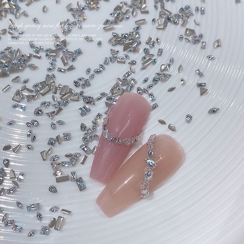Nail art zircon beveled flat bottom three-dimensional super shiny accessory champagne sparkling nail mini diamond super decorative 4*6 rectangular wearable nail Application Scenario