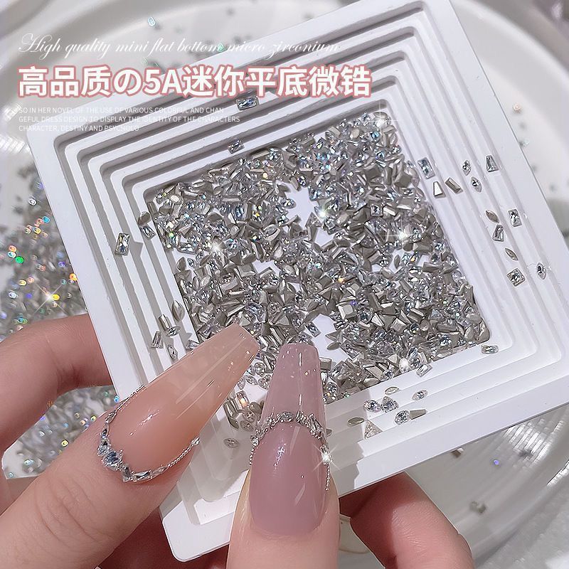 Medium-sized zircon beveled flat bottom three-dimensional super shiny accessory nail, mini diamond super decorative wearable nail, 4*6 egg-shaped wearable nail, nail stickers details Picture