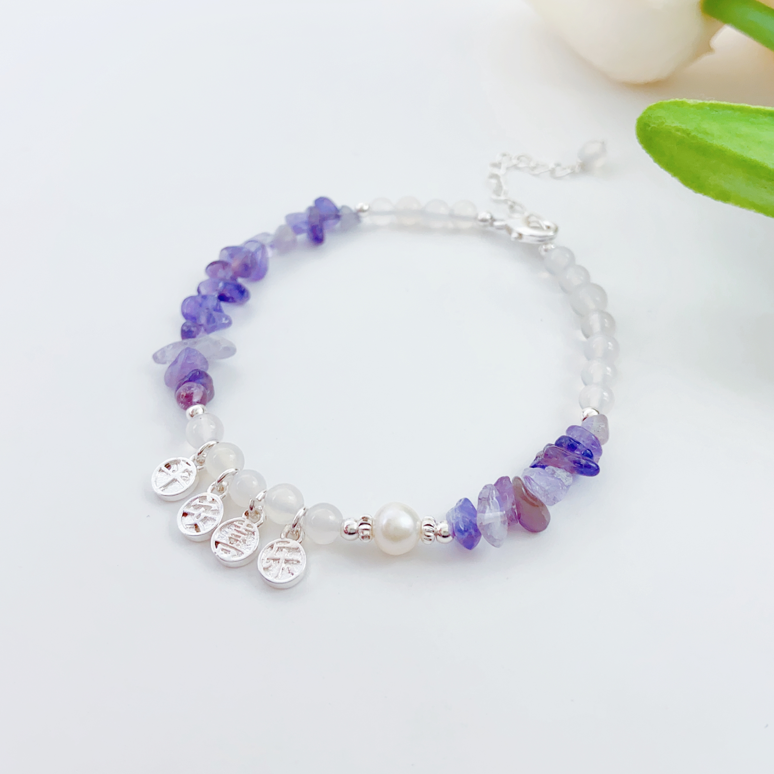 Natural Freshwater Pearl Bracelets Are Fashionable And High-End Accessory For Women. Wholesale Bracelets Are Suitable For Daily Wear, Parties And Banquets Item Picture