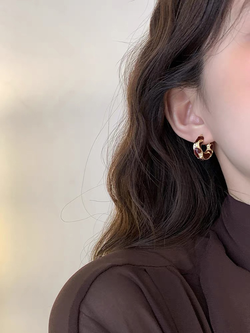 饰品/耳饰/珍珠耳环/耳环/烧焊锆石耳环白底实物图