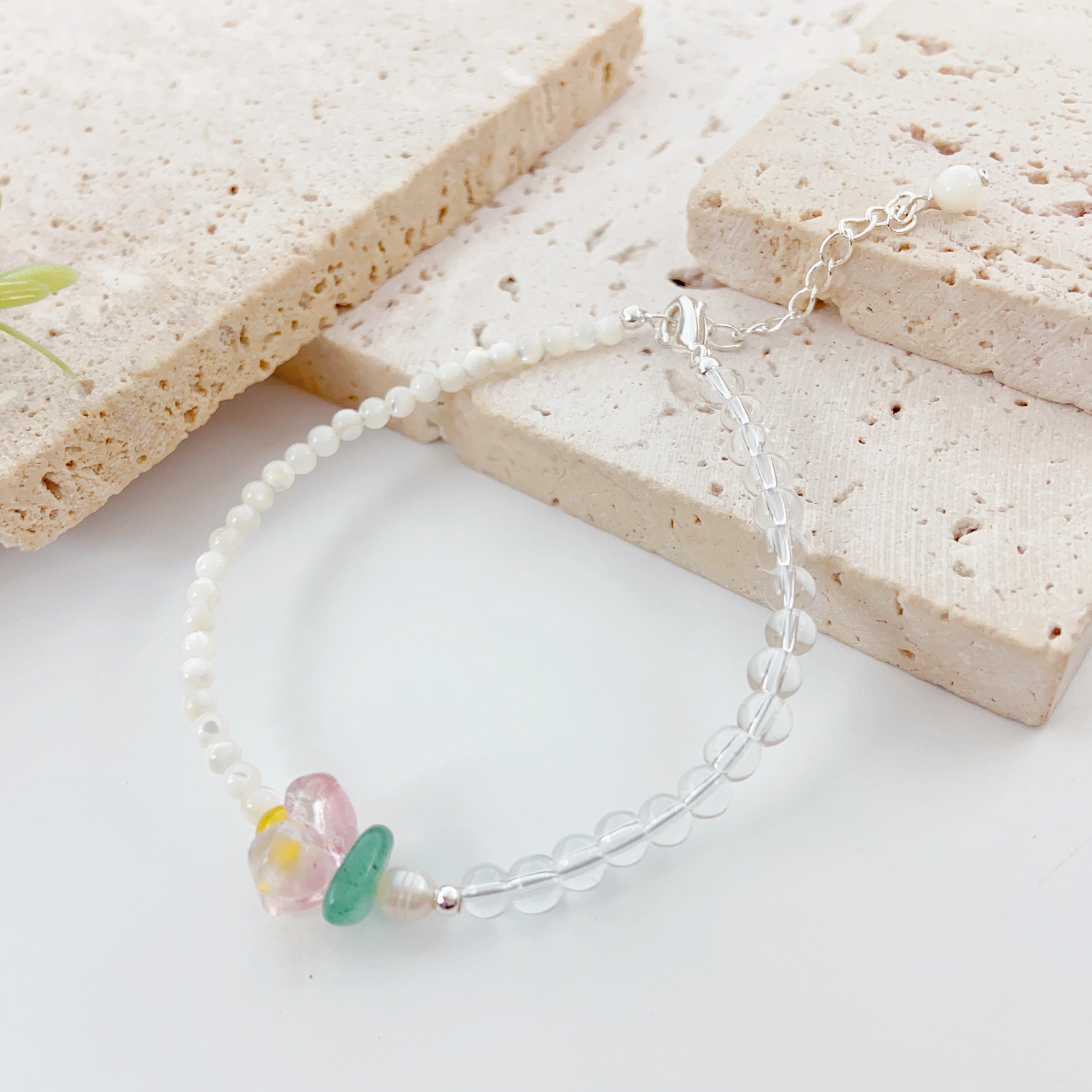 A natural freshwater pearl bracelet for women, with a fashionable and high-end feel, is suitable for daily wear and features a national trend style Item Picture
