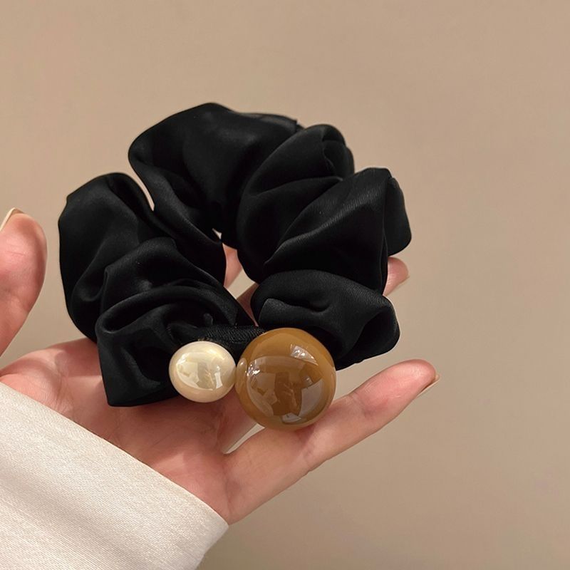French retro pearl large intestine hair tie headband, feminine and high-end style, satin hair tie, bun head rubber band detail image 6