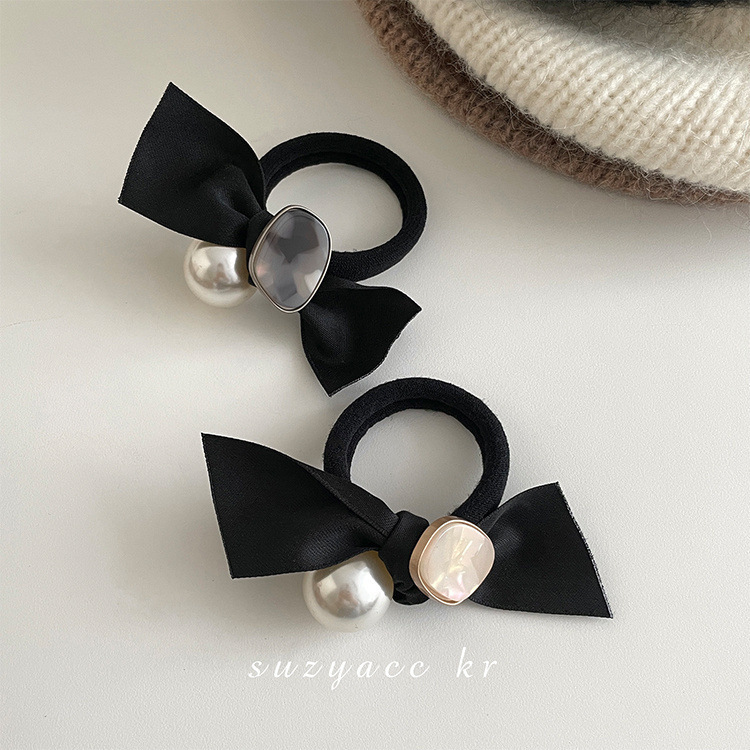 Korean retro pearl bow, new style hair tie rubber band, high elasticity, durable, high-end look, hair band leather rope for women detail image 4