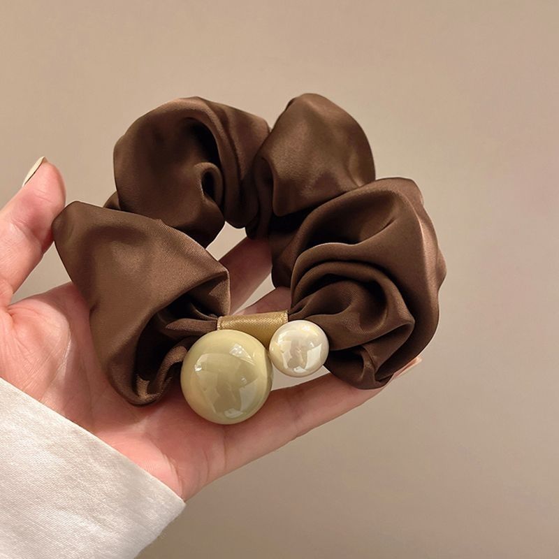 French retro pearl large intestine hair tie headband, feminine and high-end style, satin hair tie, bun head rubber band detail image 3