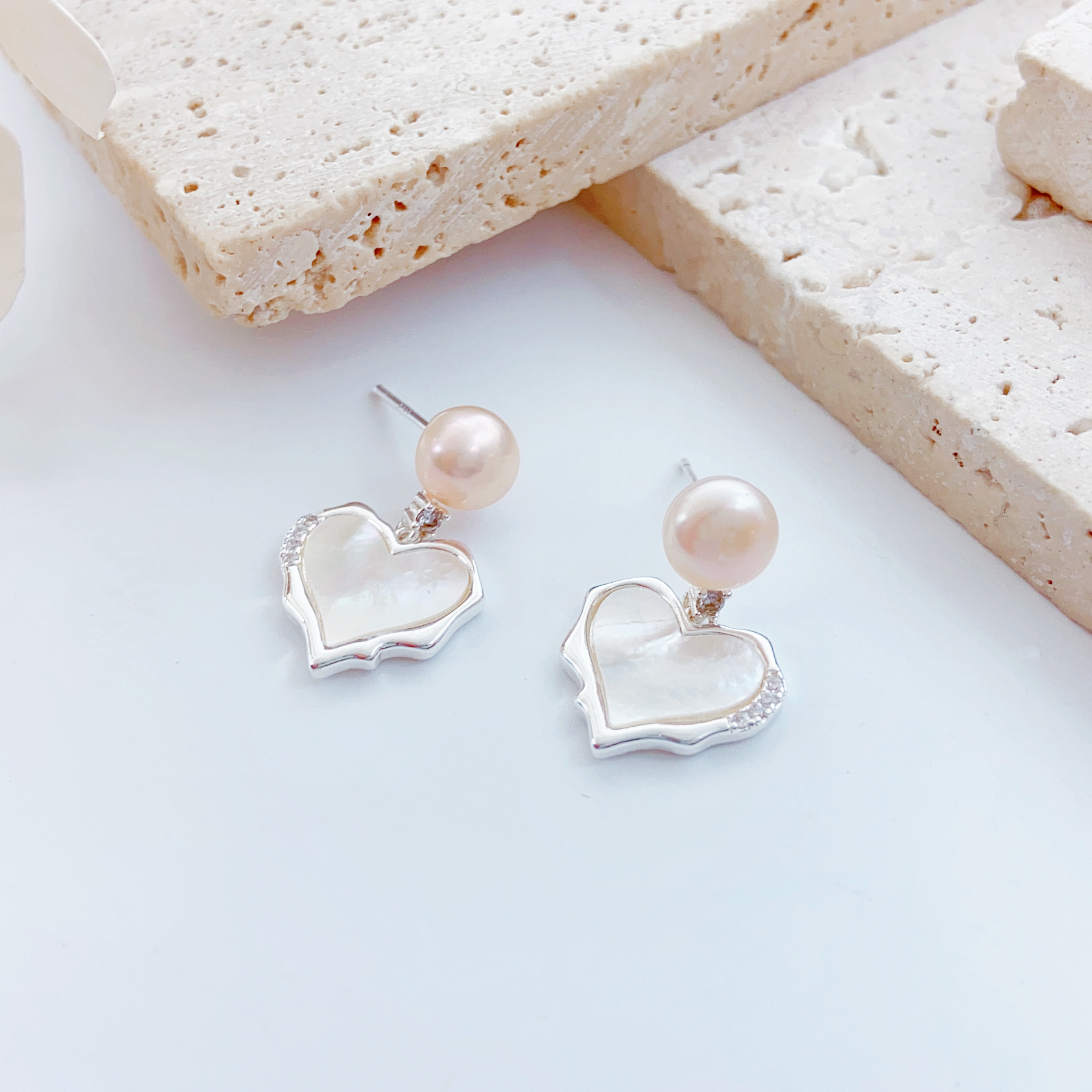 饰品/耳饰/耳钉/珍珠耳环/滴油产品图