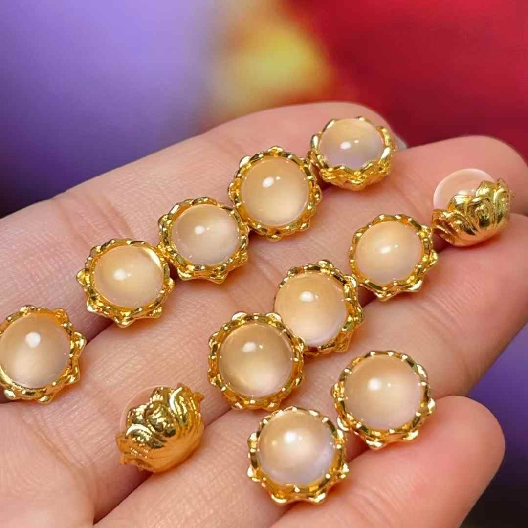 Rose crystal six-character maxim, straight-hole diy jewelry accessories, crystal accessories, traditional sand gold accessories, copper-plated real gold, high color retention details Picture