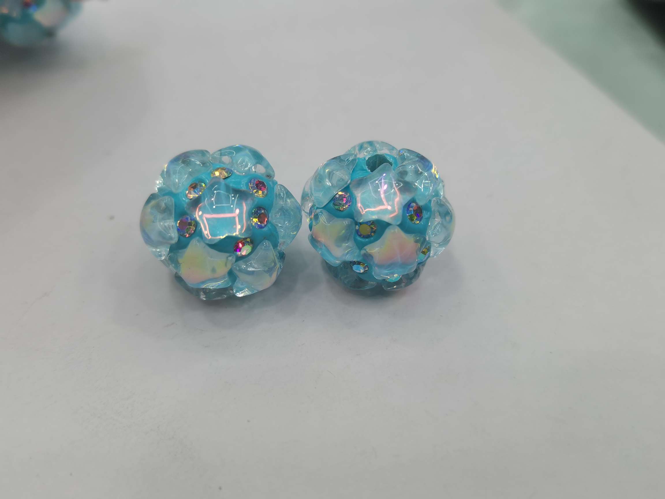 16N lake blue Mocha glass, a five-pointed star-shaped ball with a straight hole Item Picture