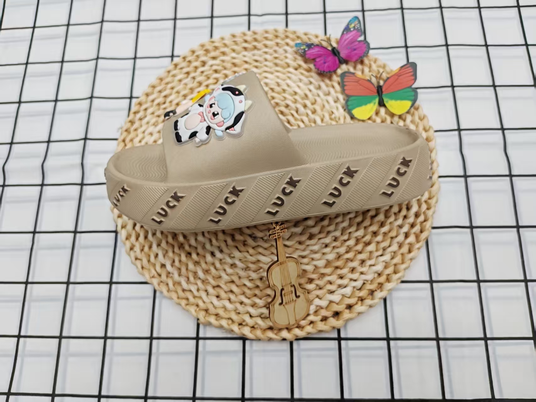 New cartoon anti-slip soft-soled flip-flops for summer 2025 Specification drawing