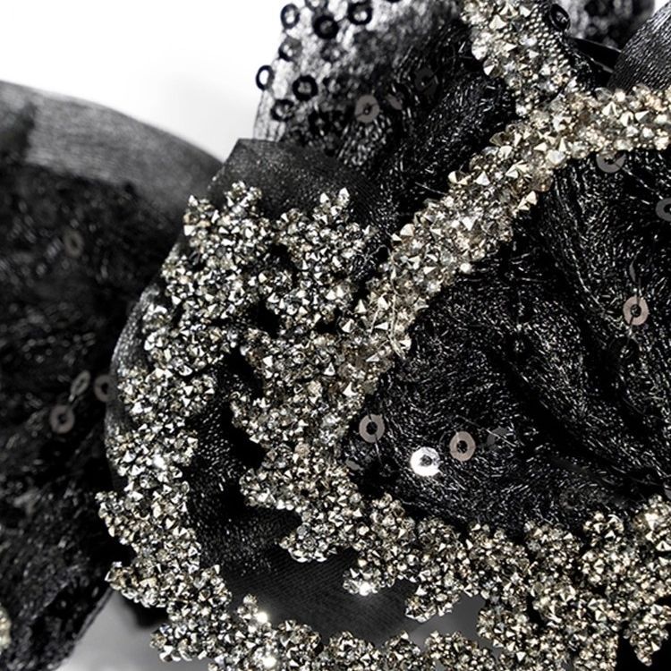 The wheat ears exude a sense of sophistication. The AB side bow adds a touch of elegance. The updo shark clip and hair clamp have a large amount of hair. The back of the head is a bestseller Item Picture