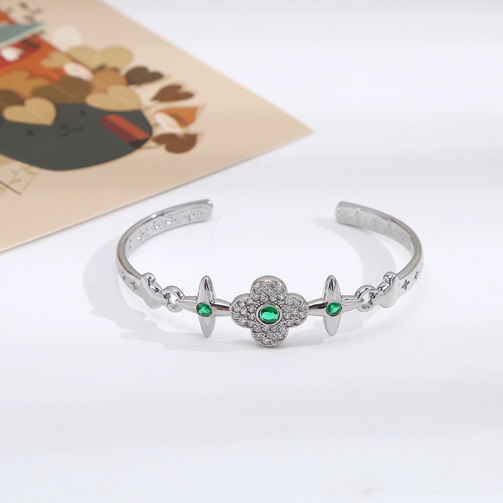 Fashionable, simple and high-end, super shiny diamond-encrusted, retro emerald bracelet for women, fashionable, individual and exquisite, versatile for commuting Specification image