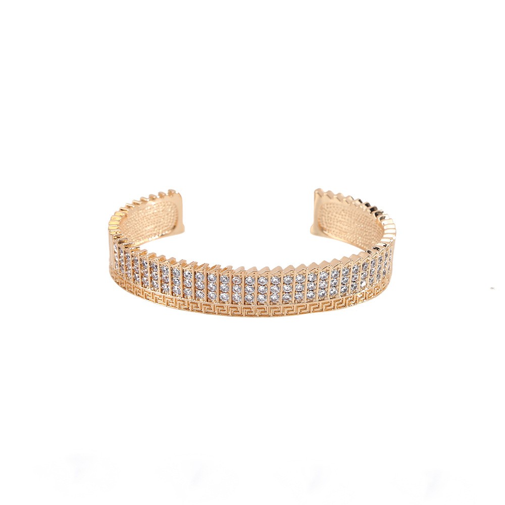Zircon diamond-encrusted open bracelet, a fashionable and individual commuting wristband, an ins niche design, versatile and elegant jewelry Specification image
