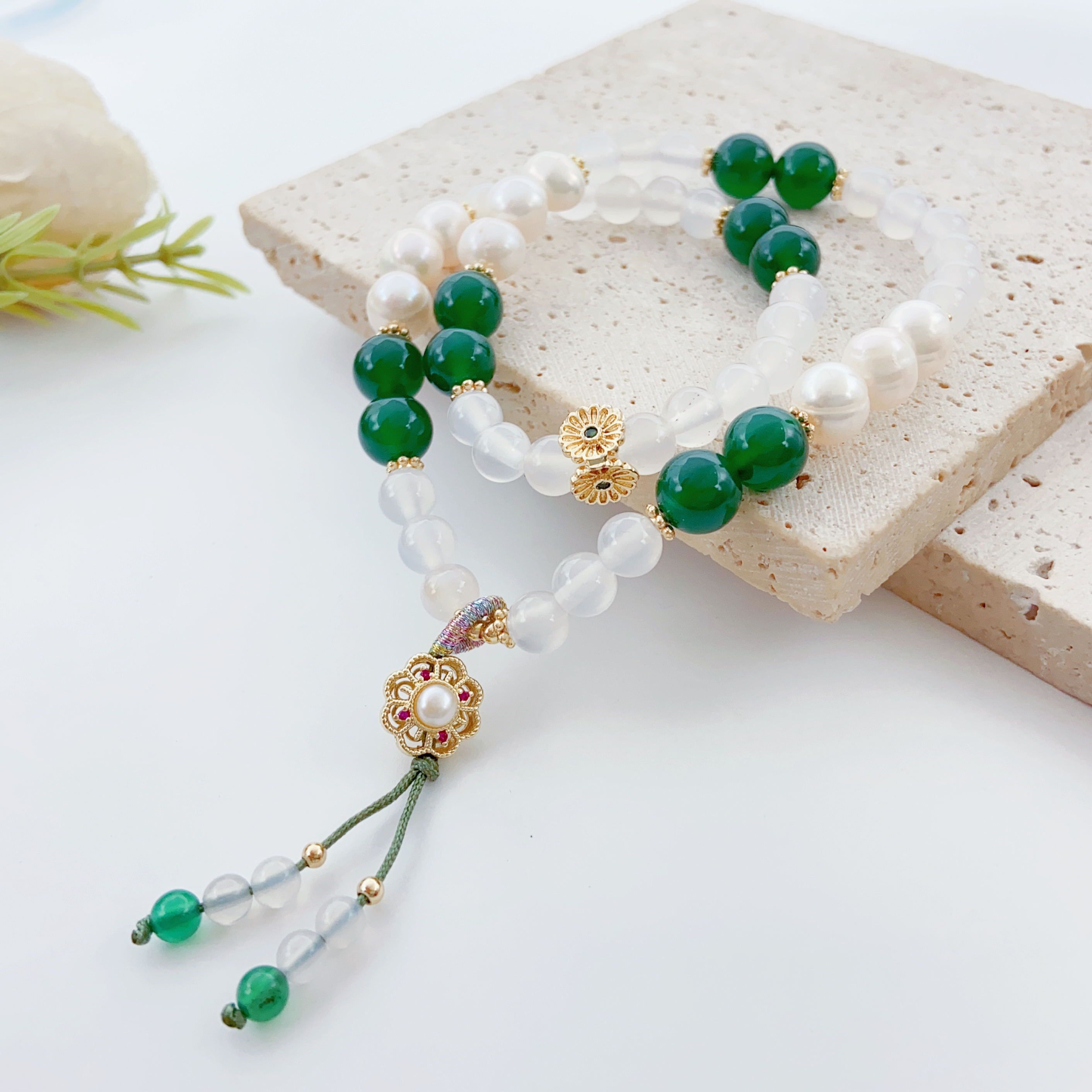 Natural freshwater pearl bracelet, women's fashion bracelet, high-end accessory bracelet wholesale, suitable for daily wear, parties and banquets Application Scenario