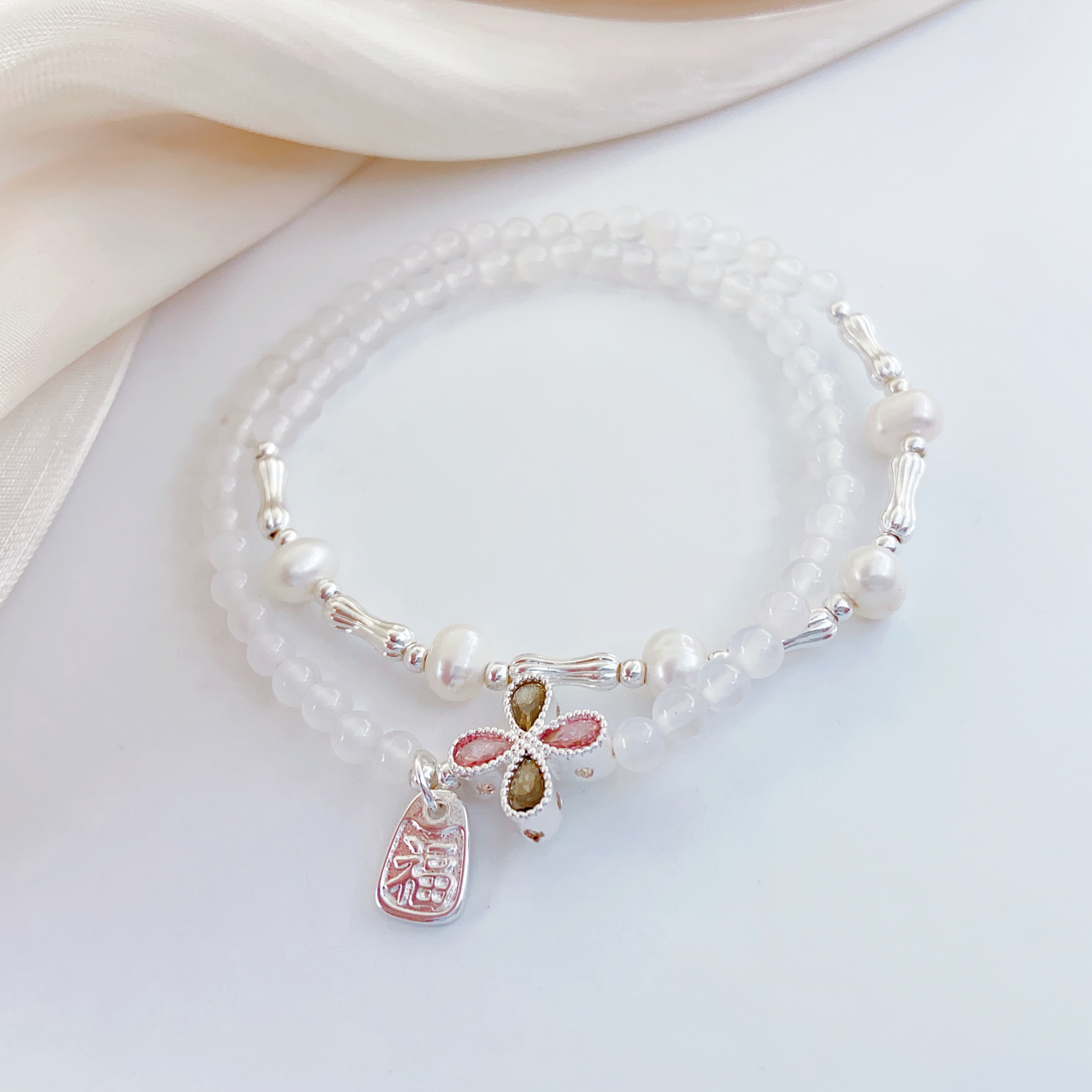 Freshwater pearl bracelet, women's fashion bracelet, high-end and personalized accessory, wholesale bracelet, suitable for daily wear, parties and banquets Specification image