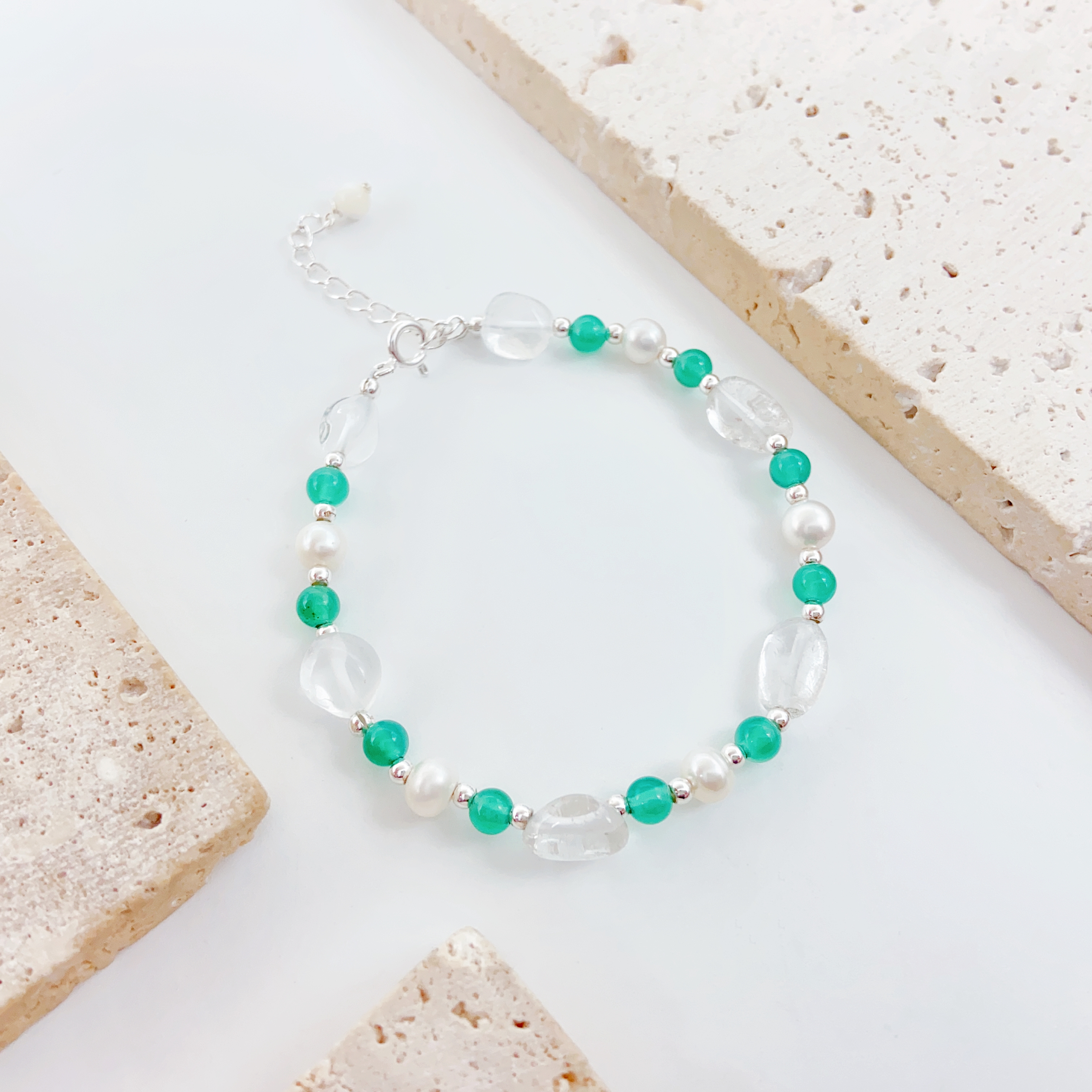 天然淡水珍珠手链女时尚高级感饰品手链适合日常佩戴派对宴会