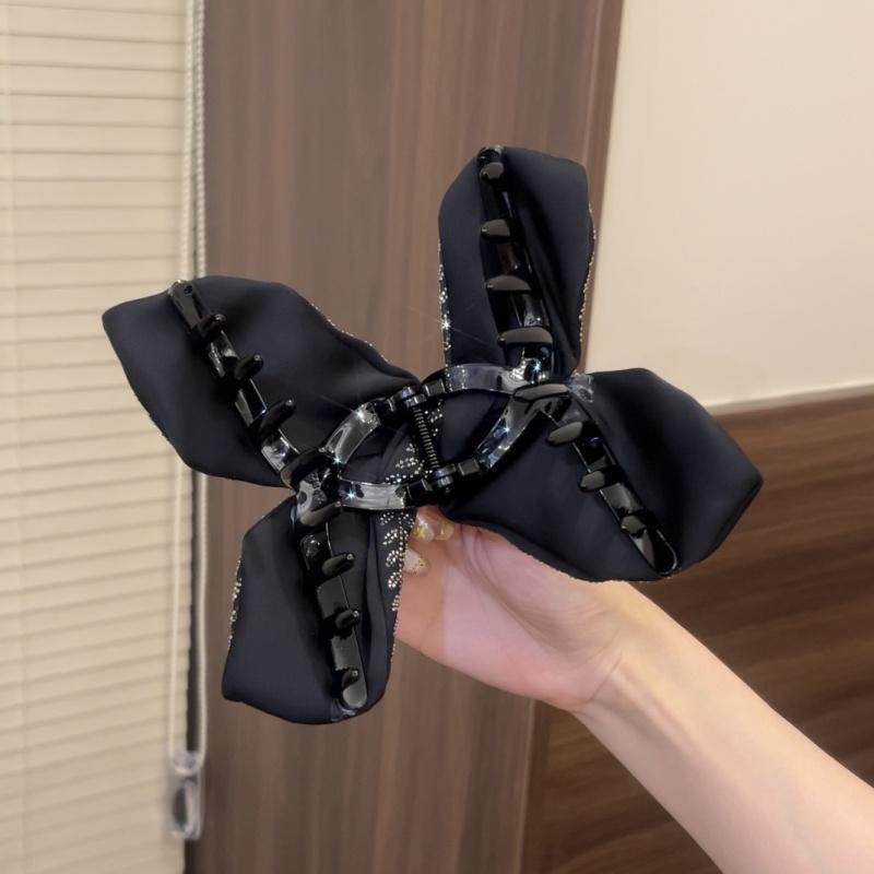 Best-selling wheat ear clip, small chanel-style ponytail clip, elegant beaded bow, high-end hair clip, updo, hair accessory and headwear details Picture