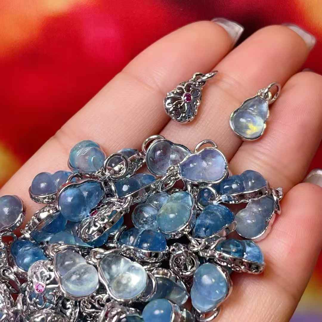 Aquamarine gourd drip slip diy jewelry accessories, crystal accessories, traditional sand gold accessories, copper-plated real gold, high color retention details Picture