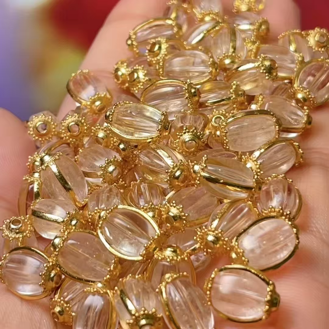 Natural white crystal frame straight-hole accessories, diy jewelry accessories, crystal accessories, traditional sand gold accessories, copper-plated real gold, high color retention Specification image