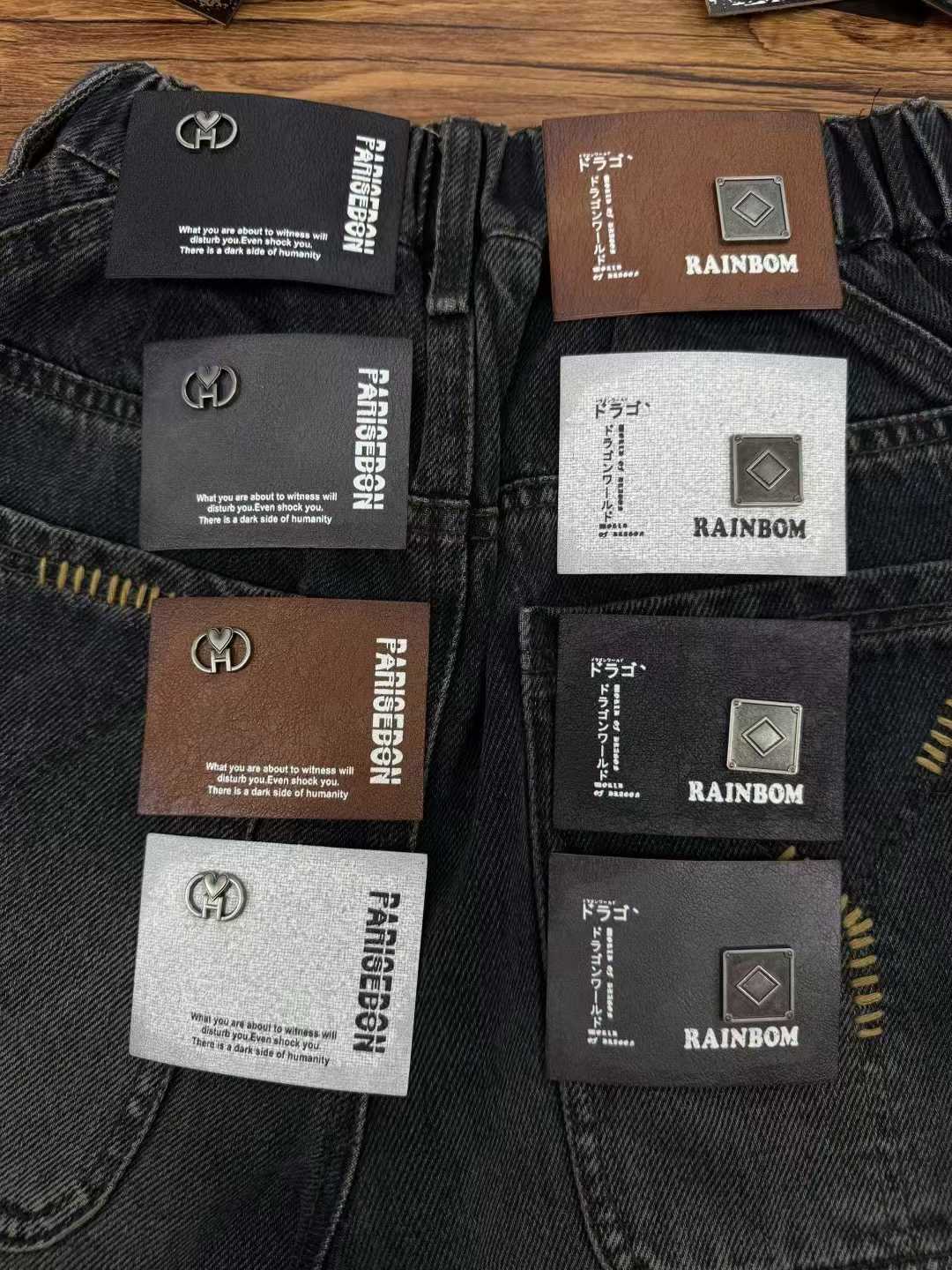 牛仔裤真皮压花皮牌宠物箱包仿皮革印花皮标户外用品压印PU标签