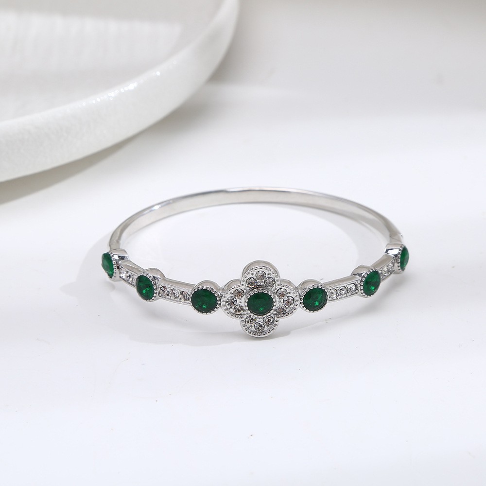 跨境锆石开口可调节手镯绿松石时尚气质手镯小众高级感百搭手链白底实物图