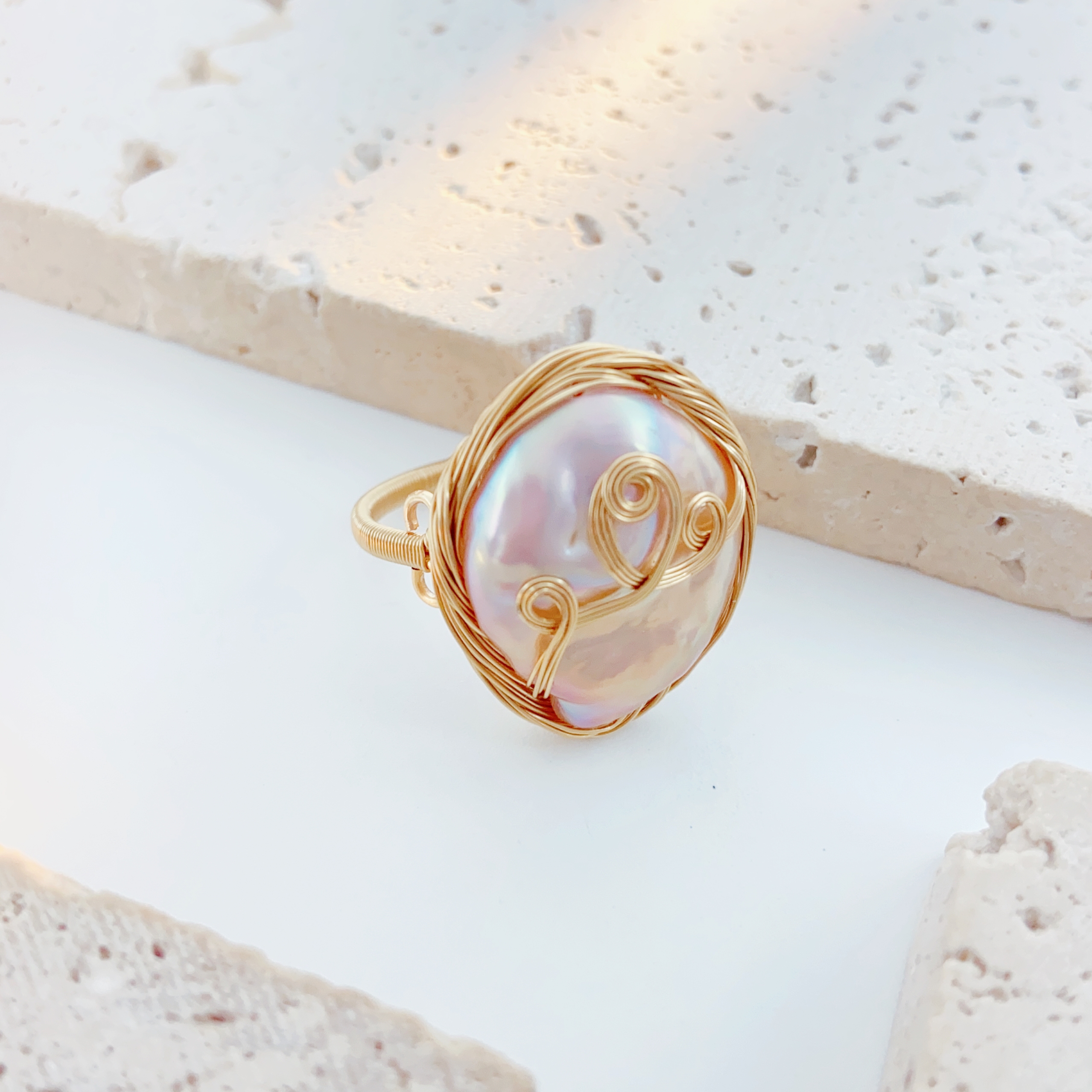 Baroque pearl ring, pink sweet pearl, female Internet celebrity style, single-ring fashionable sweet style, individual trendy decoration ring