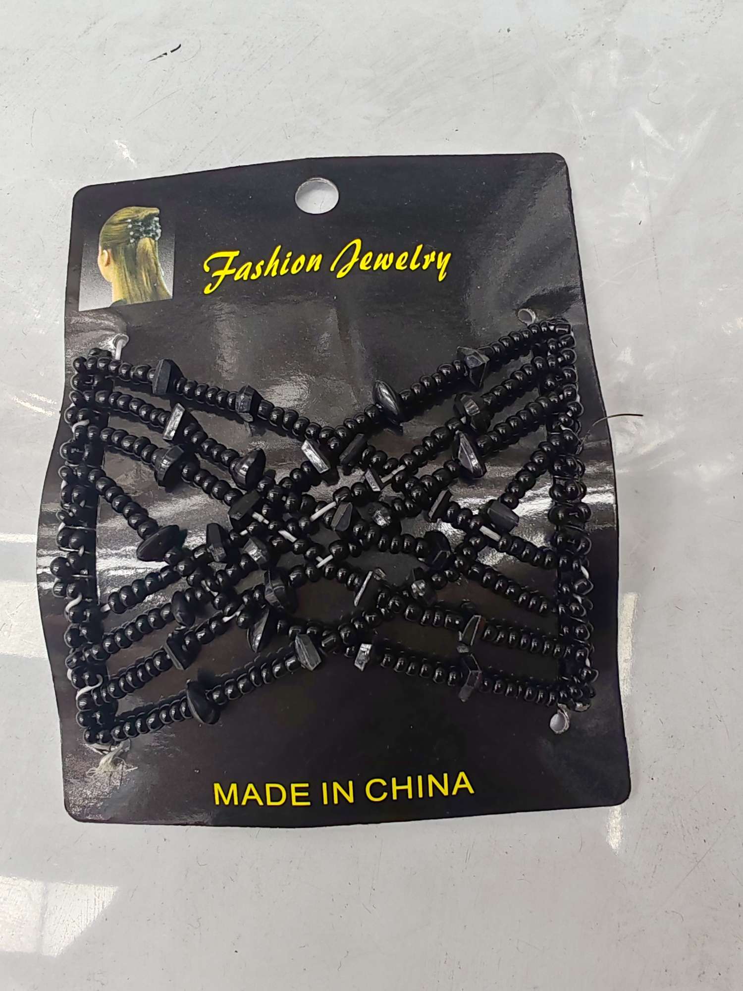 The versatile hair comb, a popular accessory from Europe and America, has swept the world. 600 yuan per piece detail image 4