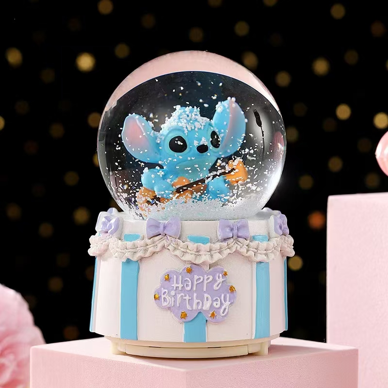 工艺品礼品玻璃树脂水晶球音乐盒飘雪的厂家直销，卡通人物情侣爱心婚礼系列产品。详情图19