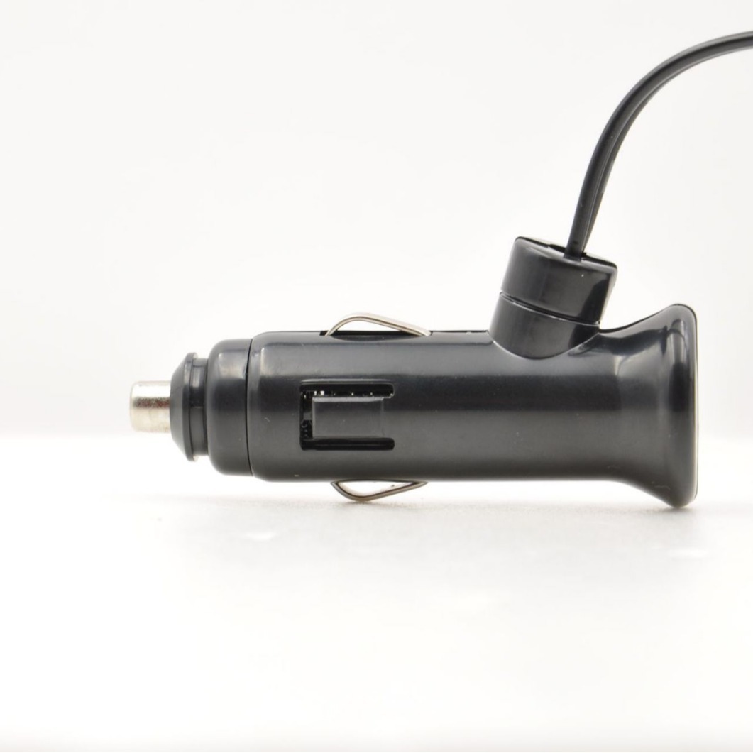 محولات أجهزة شحن مزدوجة USB محمولة على شاحنات محمولة بوحدات توصيل متعددة الوظائف متعددة 3 مقابس متعددة الوظائف وأخرى مقطوعتين للطاقة Application Scenario