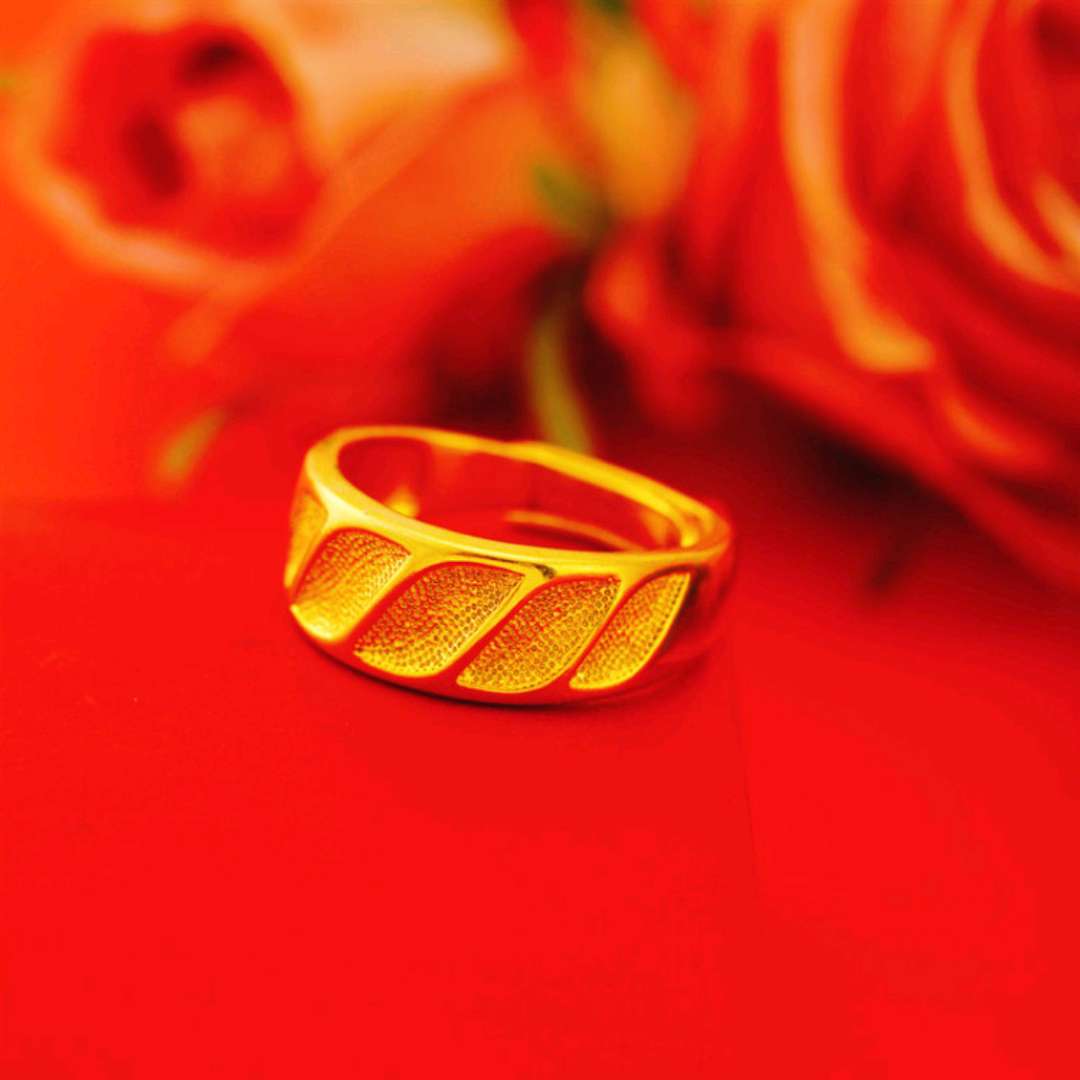 厂家直供越南沙金菠萝花情侣戒指仿黄金久不掉色磨砂指环详情图4
