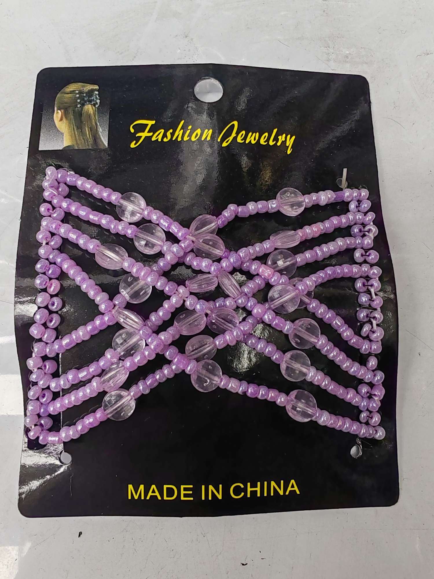European and American popular styles, versatile hair combs that are globally popular products, with a mix of styles and colors, each piece contains 600 pieces Application Scenario