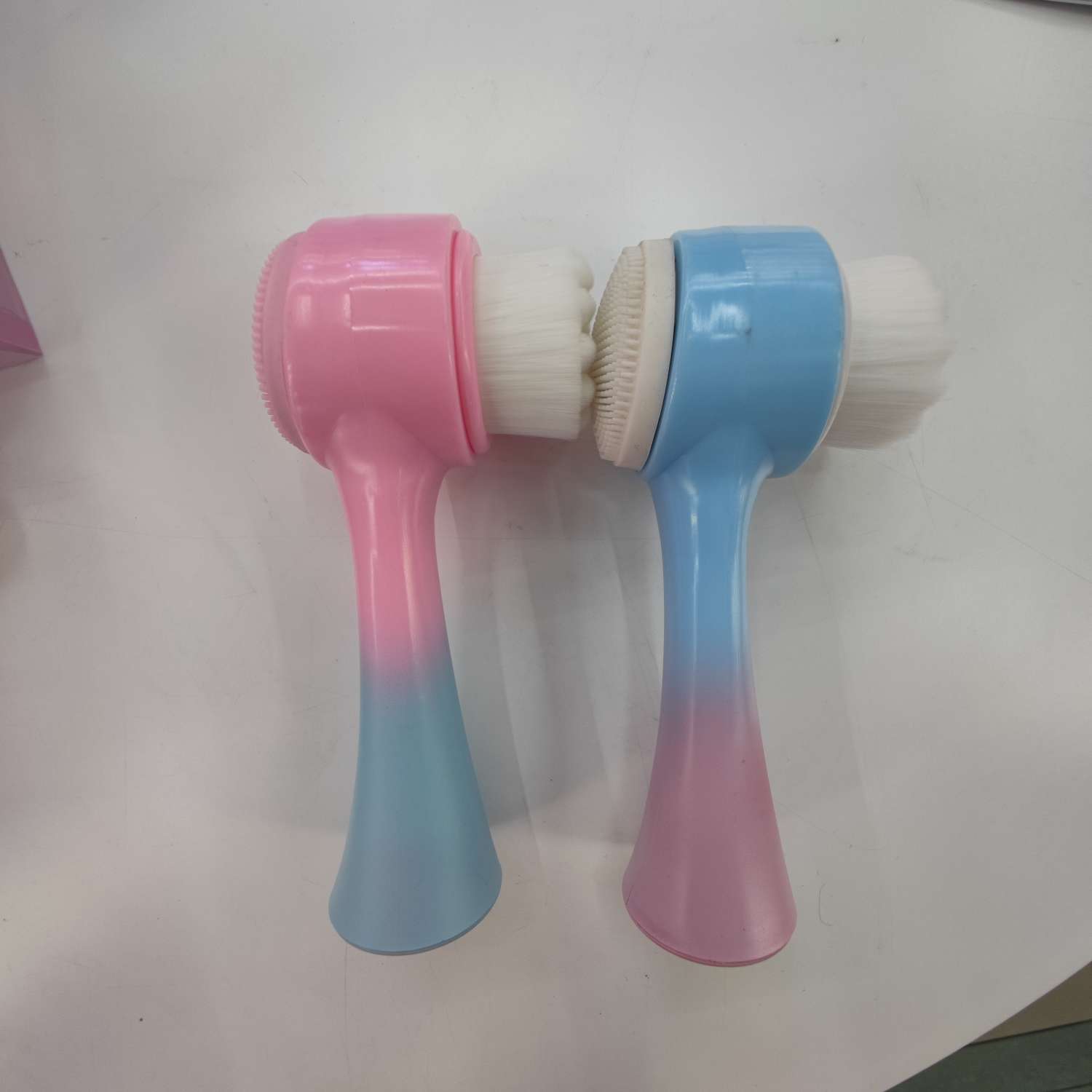 洗脸刷渐变色  1