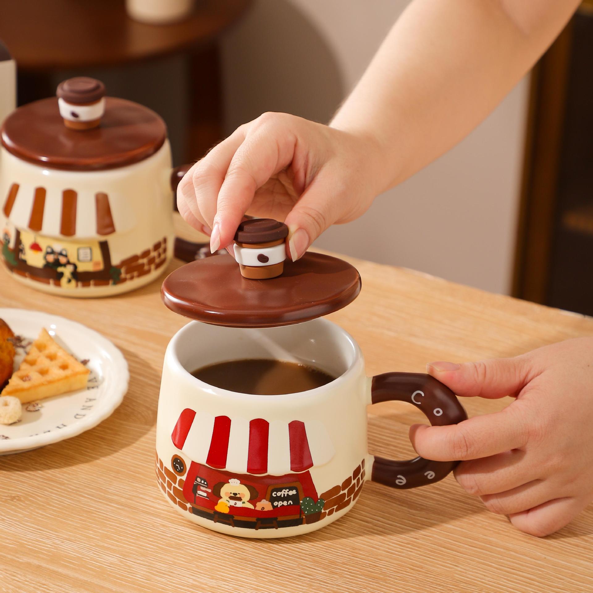 Dust-proof covered cartoon cute bear ceramic cup, high appearance level set, home souvenir gift, office mug Specification image