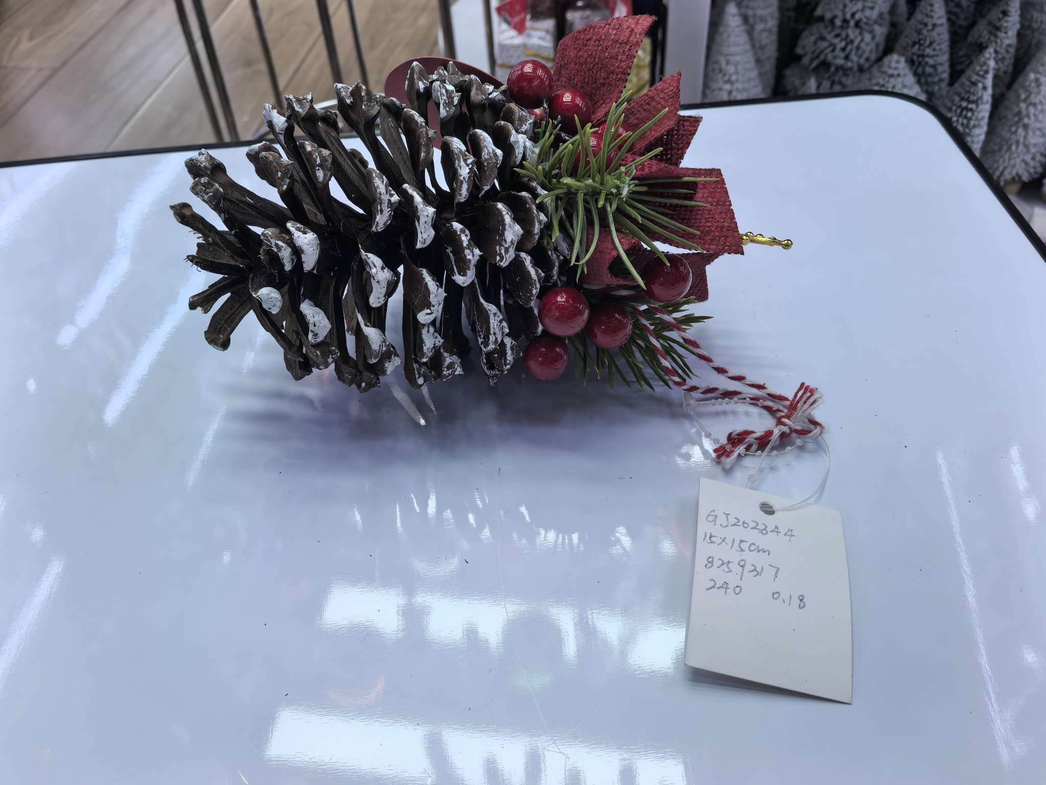 办公圣诞文化装饰品圣诞树圣诞球圣诞用品节日礼帽布置套装产品图