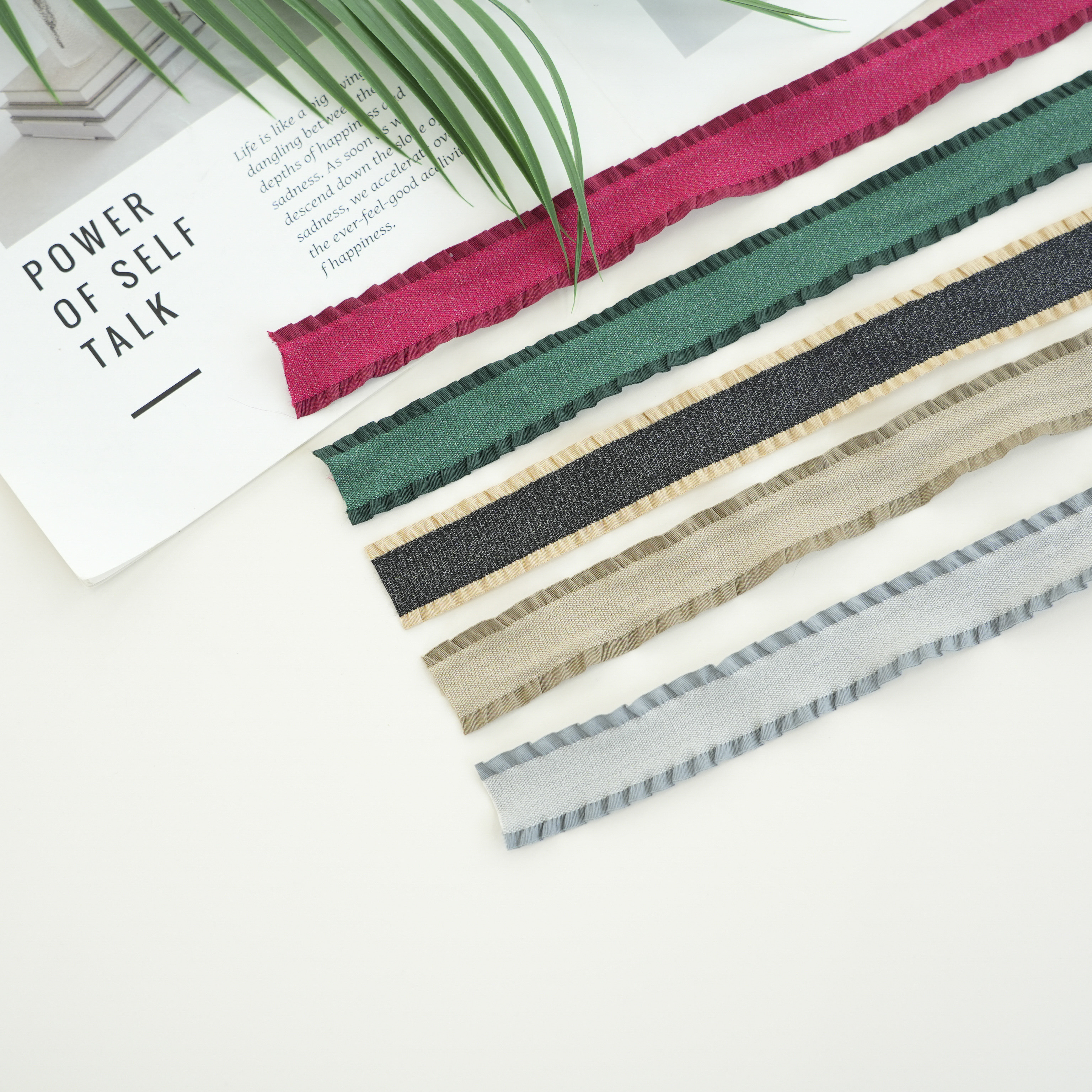 Hollow ruffled ribbon, colorful ribbon, bow, headwear, hair accessory, DIY materials, bouquet packaging, clothing accessories, webbing Item Picture