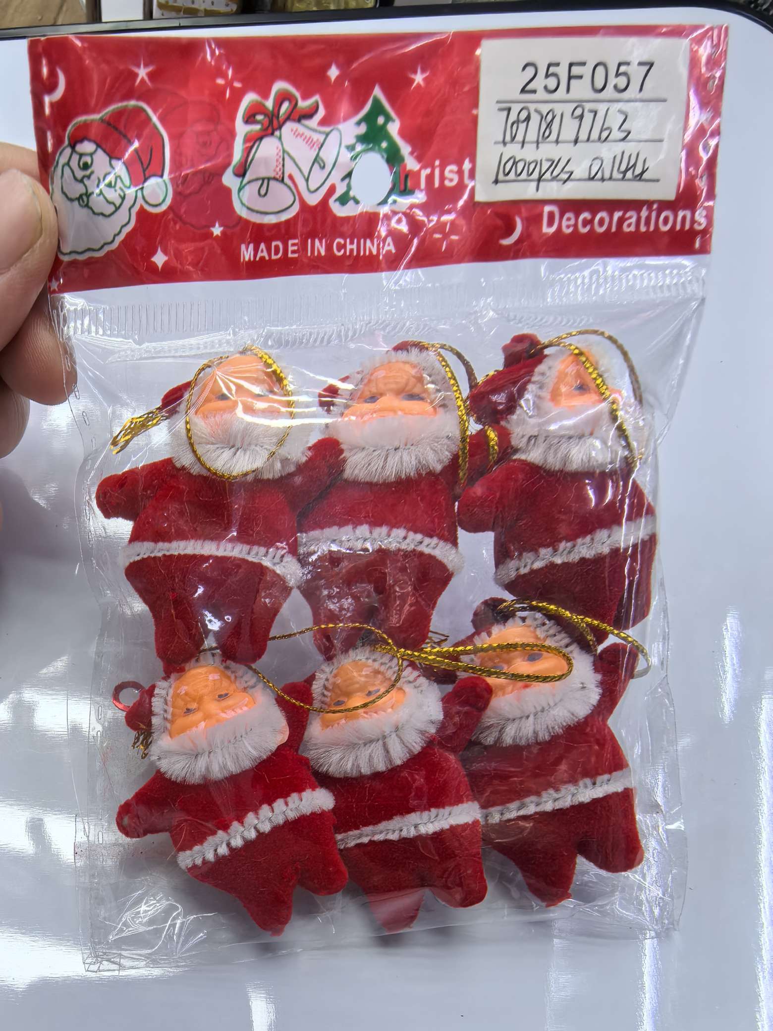 办公圣诞文化装饰品圣诞树圣诞球圣诞用品圣诞礼帽节日布置套餐