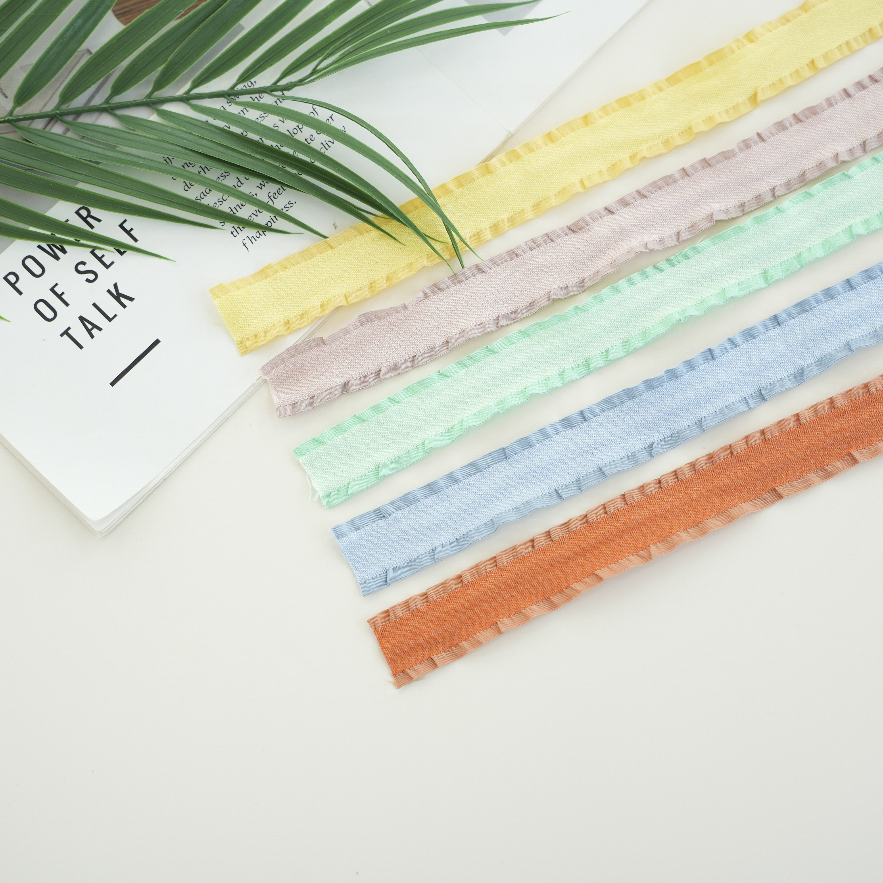 Hollow ruffled ribbon, colorful ribbon, bow, headwear, hair accessory, DIY materials, bouquet packaging, clothing accessories, webbing Specification image