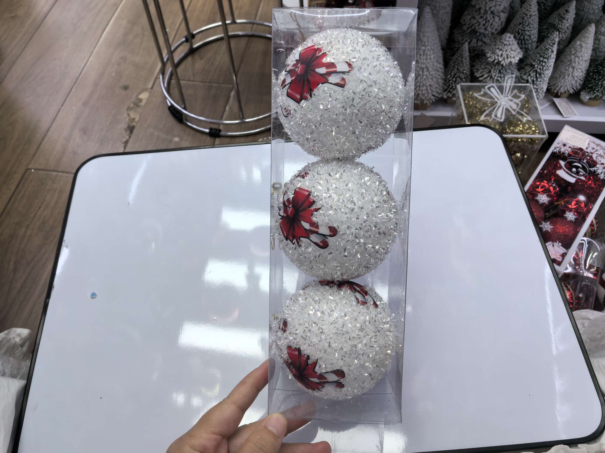 办公圣诞文化装饰品圣诞树圣诞球圣诞礼帽圣诞用品节日布置套餐产品图