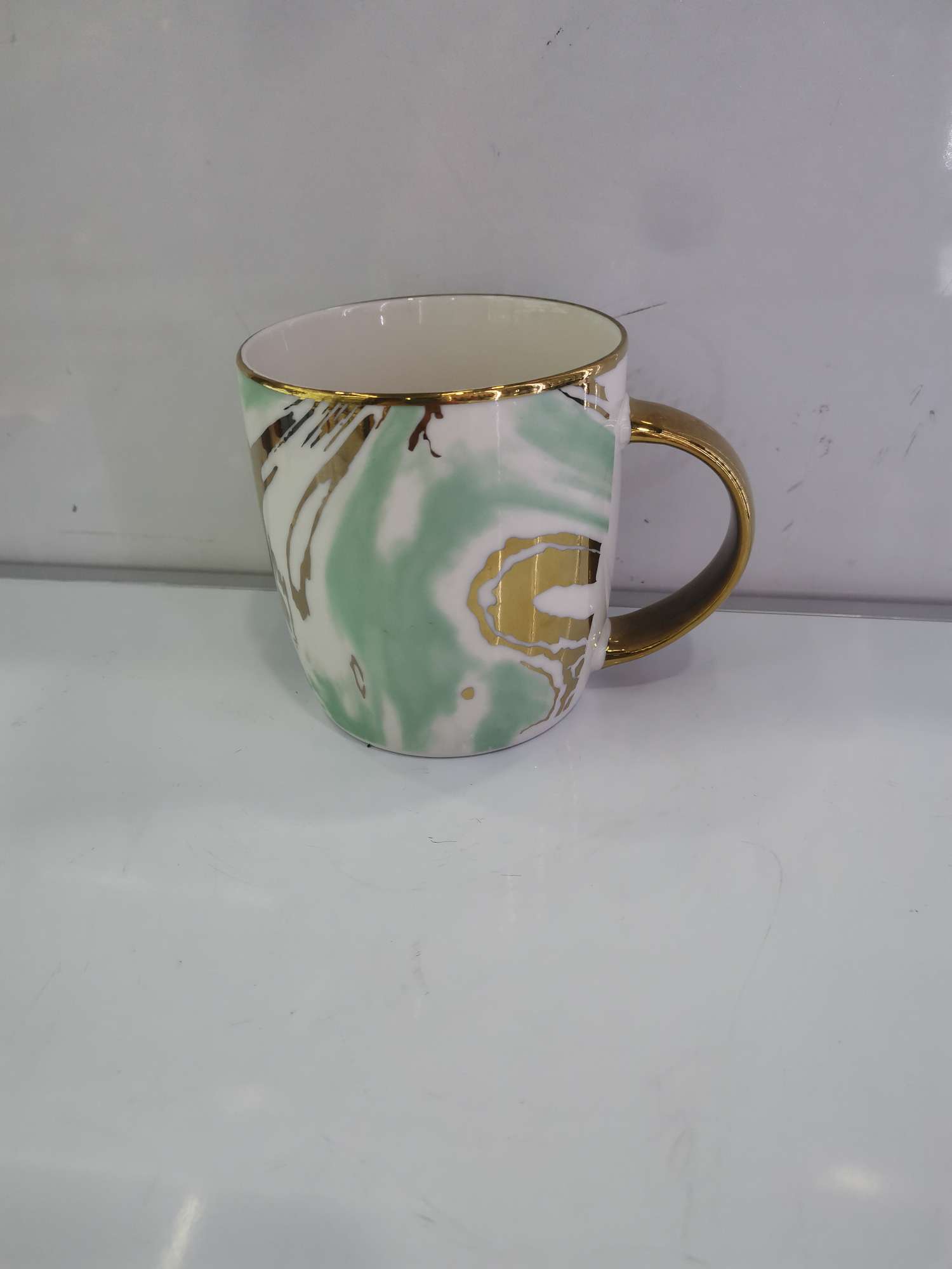 陶瓷工艺品古形杯手工摆件家居装饰礼品情侣陶瓷工艺品古形杯手工摆件家居装饰礼品情侣