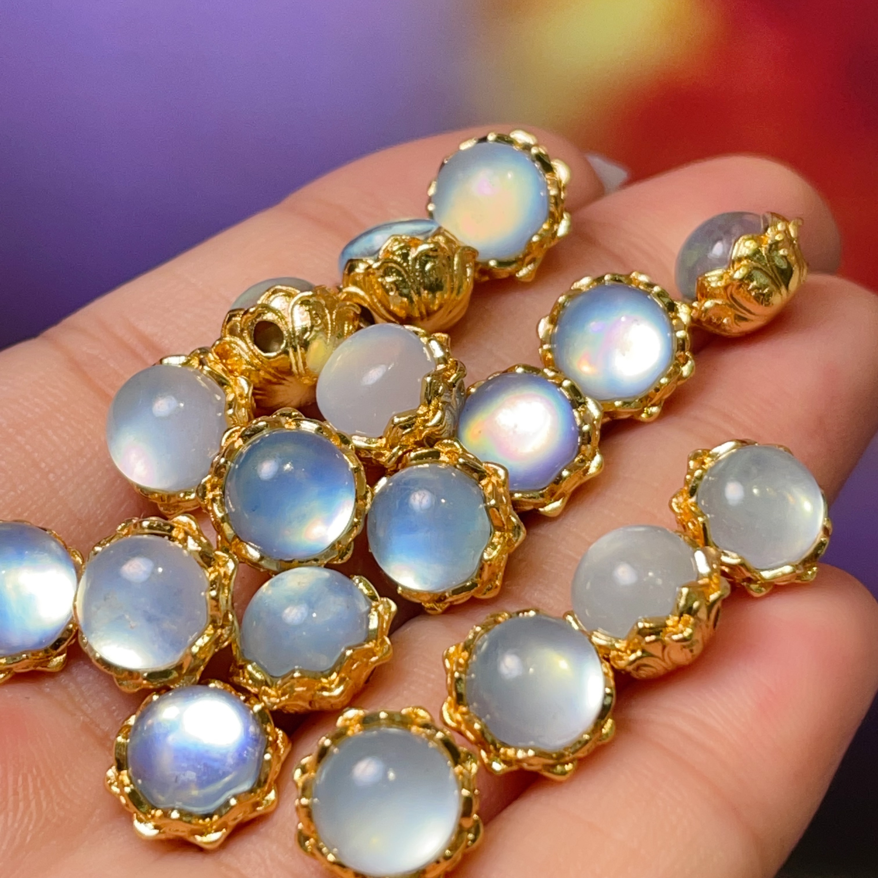 Natural aquamarine six-character maxim diy jewelry accessories Crystal accessories Traditional sand gold accessories copper-plated real gold high color retention Specification image