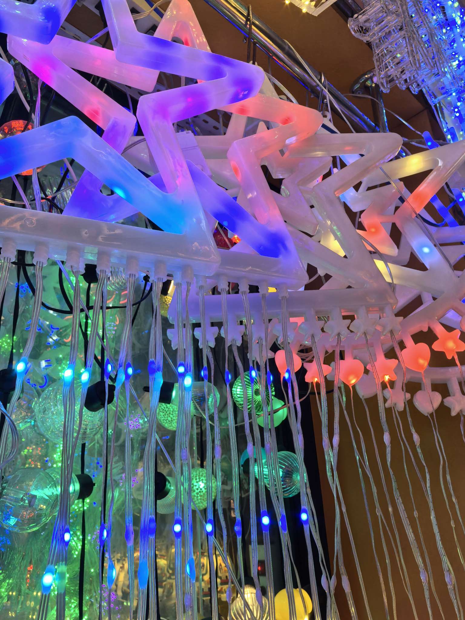 圣诞节日氛围节庆喜庆生日派对春节元旦LED彩灯灯串串灯灯彩室内灯饰国庆中秋元宵
led灯串圣诞灯串酒瓶塞灯圣诞树带灯彩灯细节图