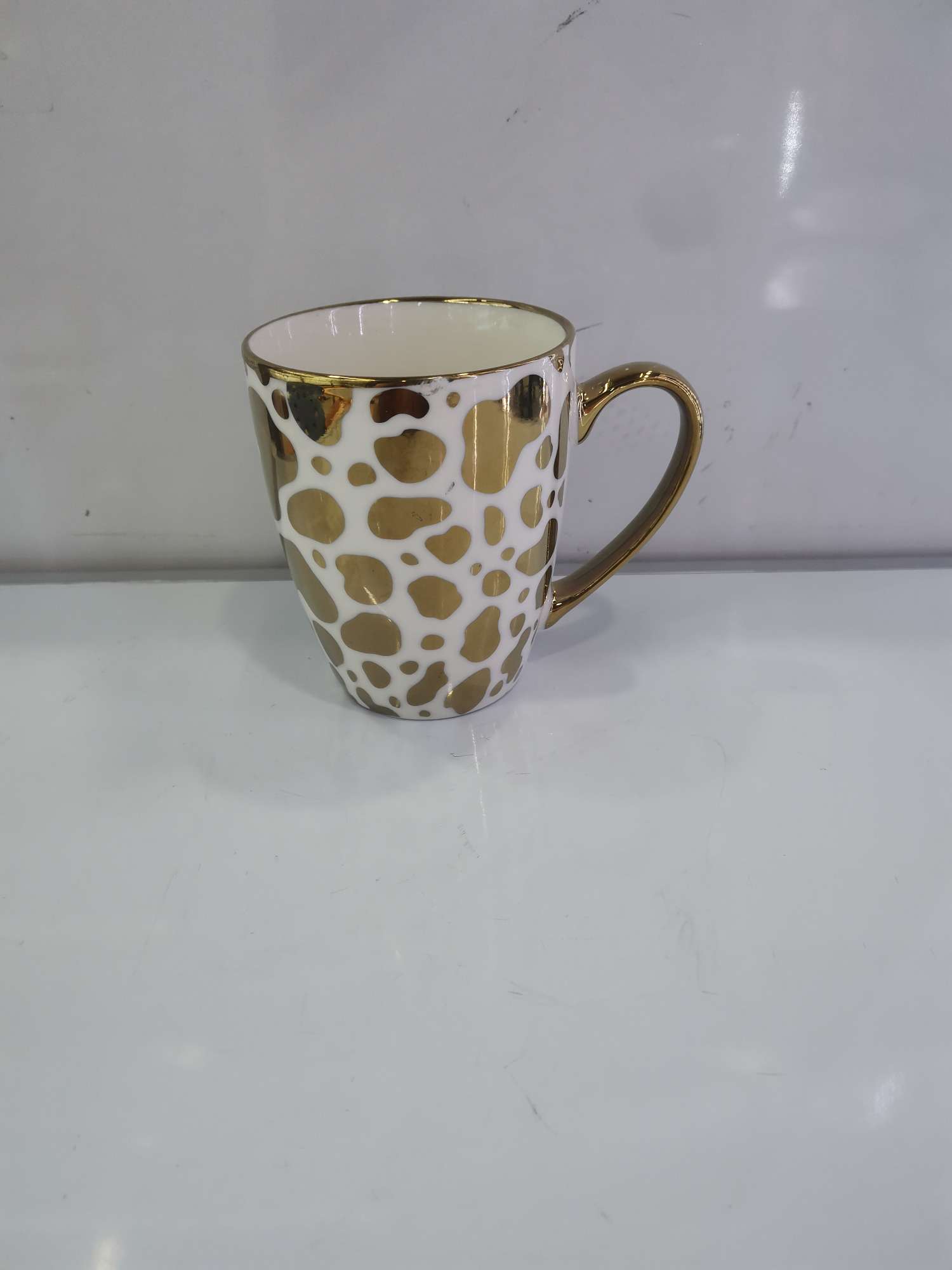 陶瓷工艺品古形杯手工摆件家居装饰礼品情侣陶瓷工艺品古形杯手工摆件家居装饰礼品情侣白底实物图