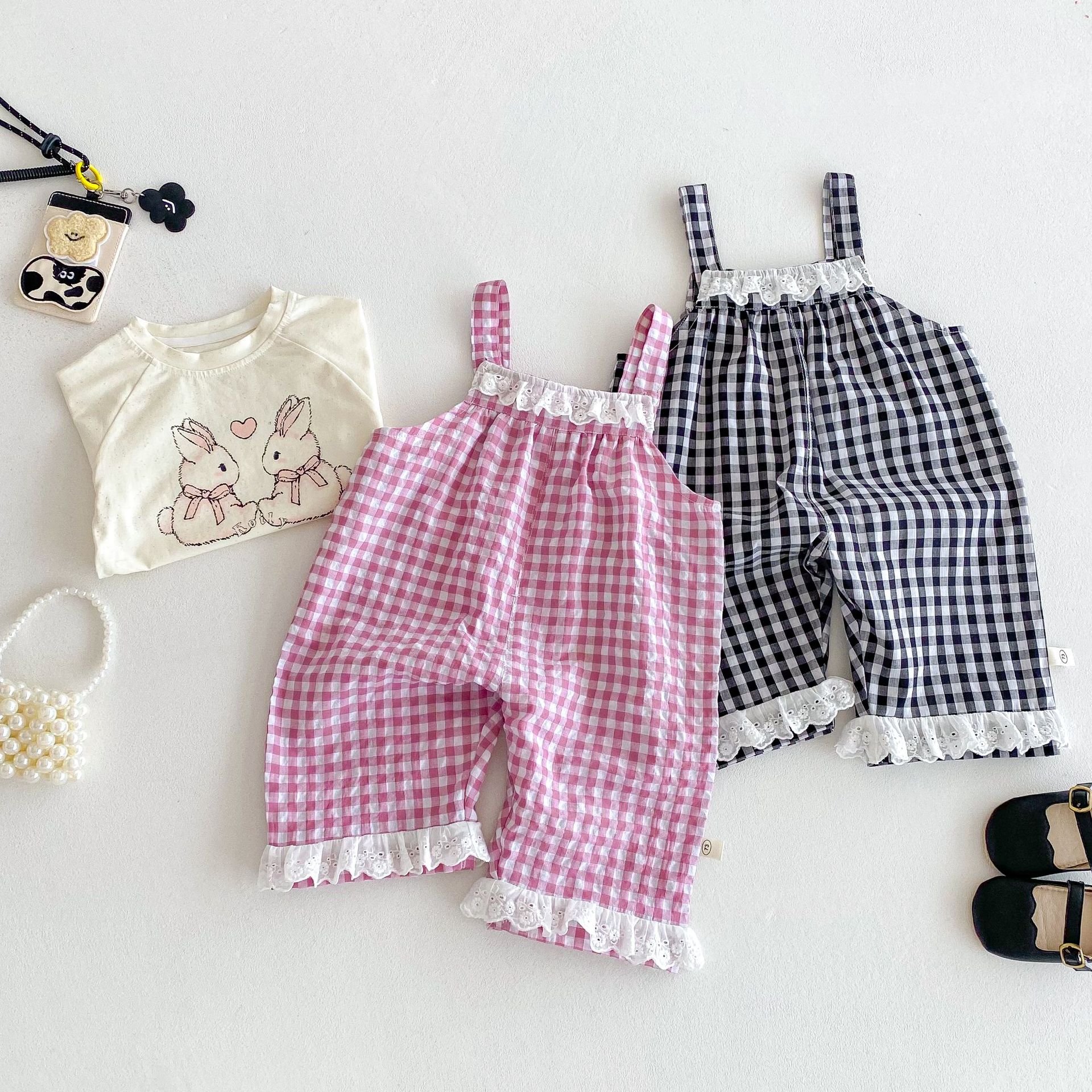 Baby checkered overalls 2025 new style summer baby stylish Korean-style casual pants Children's summer lace pants details Picture