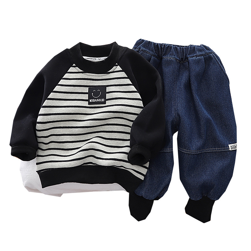 Children's fleece hoodie, boy's striped shoulder fleece pullover, Korean-style children's casual black and gray smiling face hoodie Item Picture