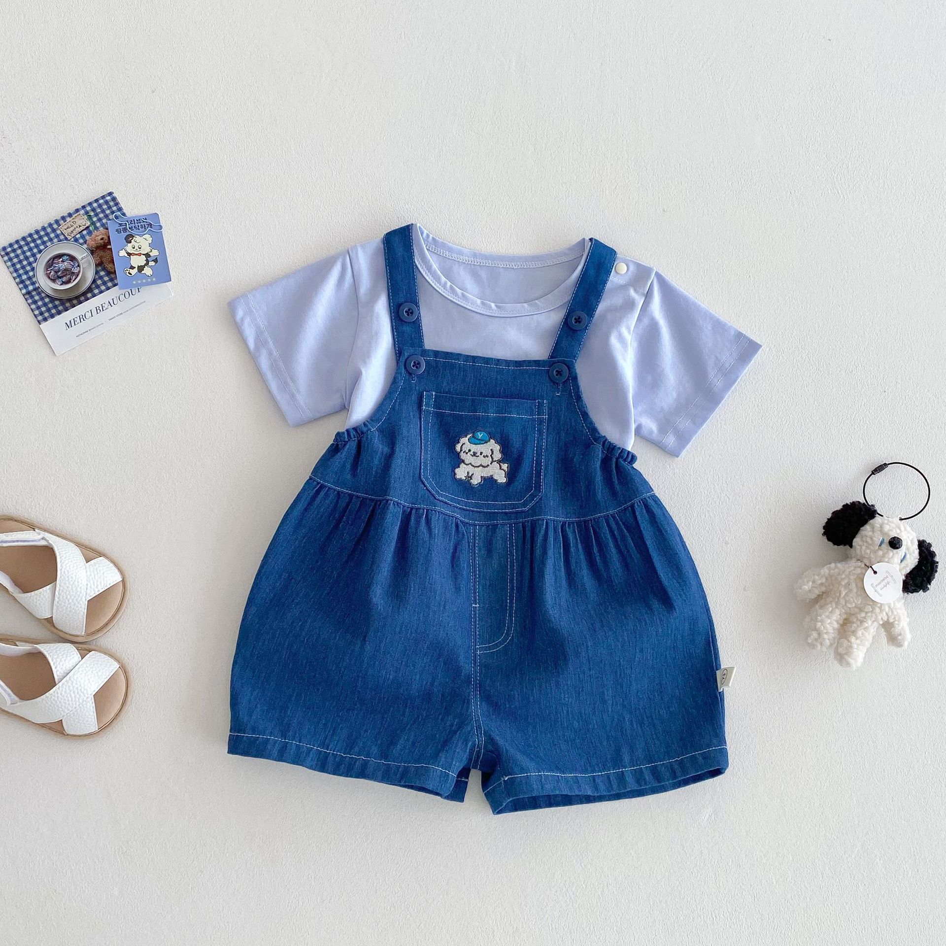 Children's Korean T-shirt 2025 New style Summer Boys' stylish embroidered label base shirt, cute baby denim overalls full figure
