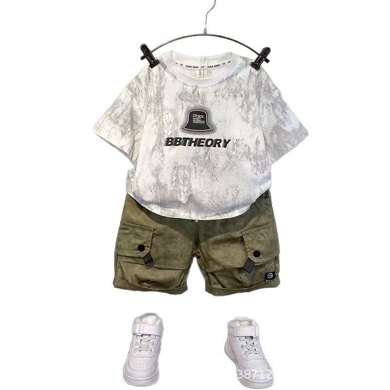 Boys' summer short-sleeved set, stylish baby clothes 2025 new style, trendy summer thin children's clothing for middle and small kids Item Picture